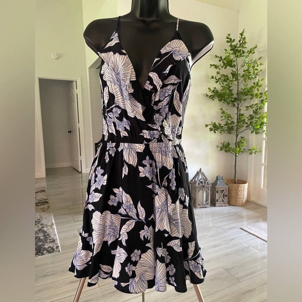 Express Black and White Floral Mini Dress
